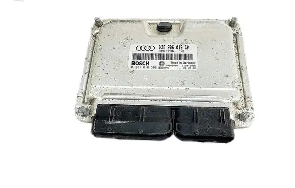 Volkswagen PASSAT B5 Engine control unit/module 038906019CK