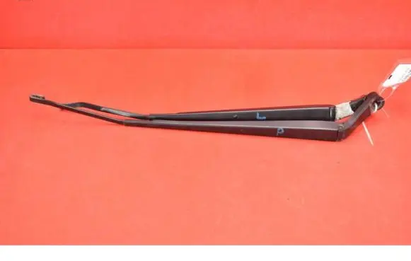 Toyota Avensis Verso Front wiper blade arm