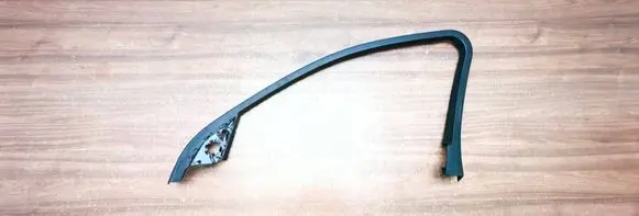 Audi A4 S4 B8 8K Front door window/glass frame 06560000