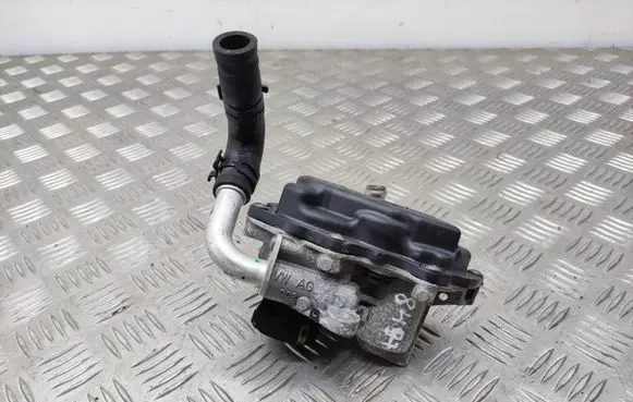 Skoda Octavia Mk3 (5E) EGR valve 04L131501S
