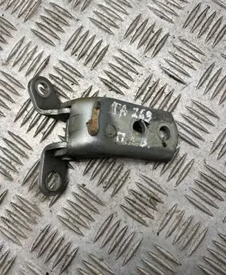 Toyota Avensis T250 Front door upper hinge 