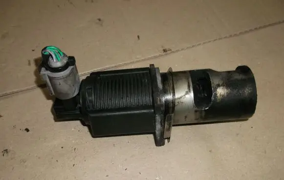 Renault Laguna II EGR valve