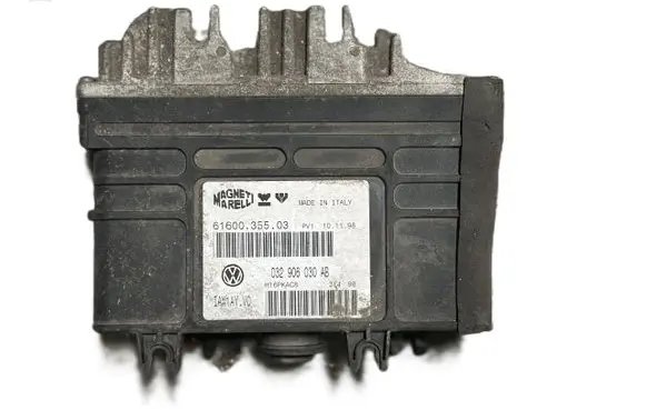 Volkswagen Polo III 6N 6N2 6NF Engine control unit/module 032906030AB