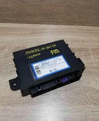 Ford Mondeo MK II Comfort/convenience module 93BG15K600EC