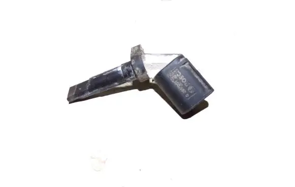 Audi A6 S6 C6 4F ABS brake wheel speed sensor 4E0927803D