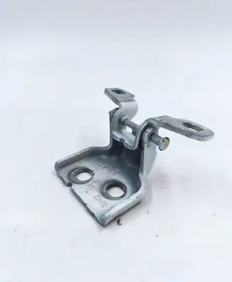 Dacia Sandero II Front door lower hinge 