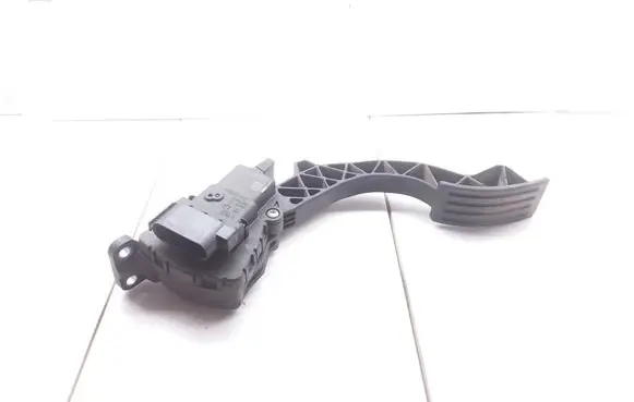 Volvo V50 Accelerator throttle pedal 4M519F836AH 6PV00864101