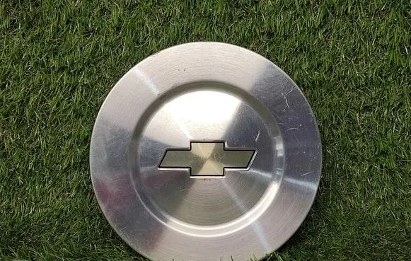 Chevrolet TrailBlazer Original wheel cap 9595108