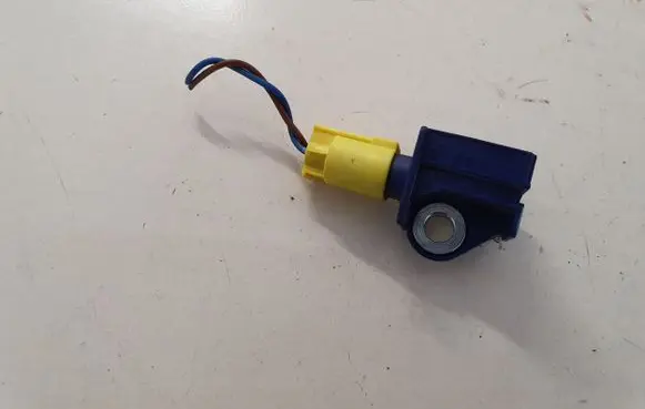 Mercedes-Benz E W212 Airbag deployment crash/impact sensor A2128204926