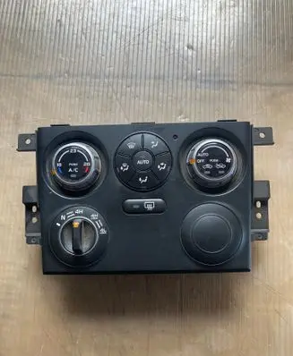 Suzuki Grand Vitara II Climate control unit 3951064J0 CJB502A014AJ 3951065JD4