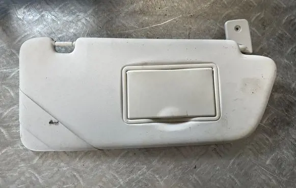 Peugeot 3008 I Sun visor