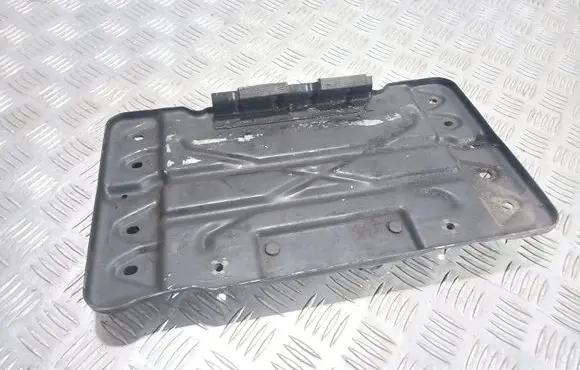 Battery tray