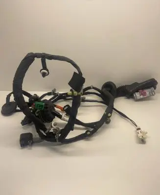 Chevrolet Malibu Front door wiring loom 13583355 84540524 84809809