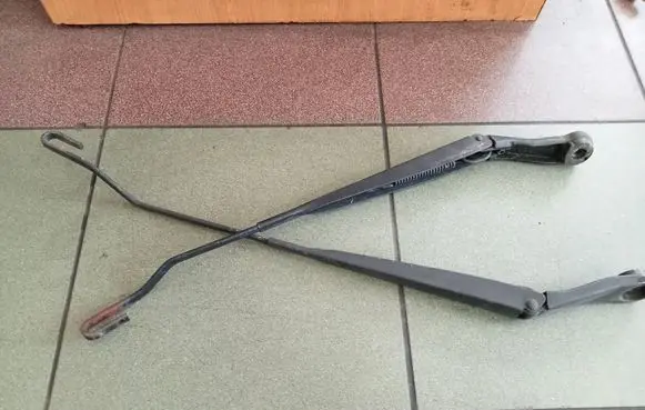 Nissan Micra Front wiper blade arm XLCN1SSAN