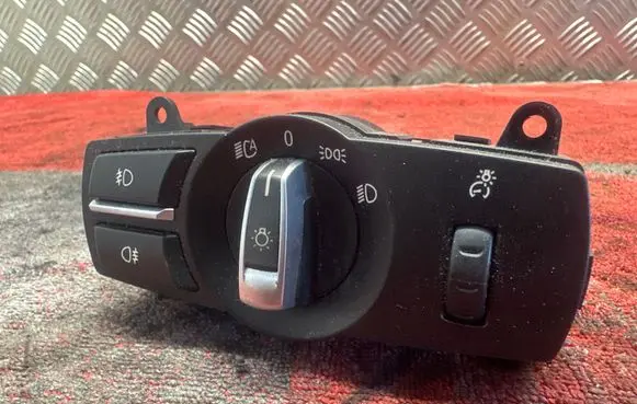 BMW 5 F10 F11 Light switch 9192744 3392020102 0211000183644001
