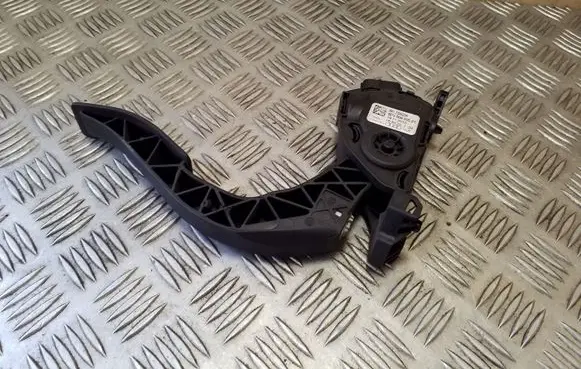 Audi A5 Sportback 8TA Accelerator throttle pedal 8K1723523A 6PV00950521