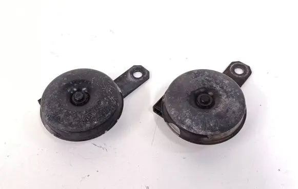 Toyota Prius (XW20) Horn signal 8651028130 MEFH03