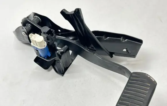 Volvo V70 Brake pedal 31317316 181014