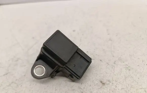 BMW 7 E38 Air pressure sensor 2246977 13622246977