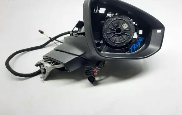 Volkswagen PASSAT B9 Front door electric wing mirror 3J1857502B