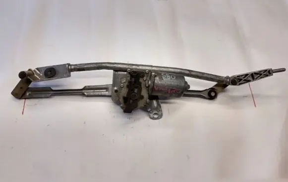 Volvo S80 Front wiper linkage and motor