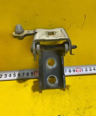 Peugeot 308 SW Front door upper hinge 7899012345 23456789