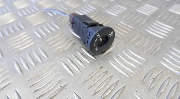 Passenger airbag on/off switch