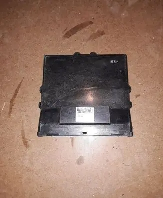 Toyota Auris E180 Other control units/modules 8998102050
