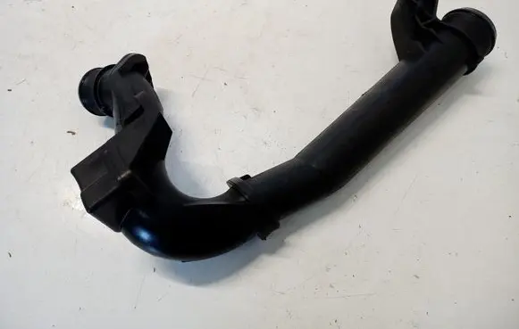 Peugeot 3008 II Intercooler hose/pipe 9675758280