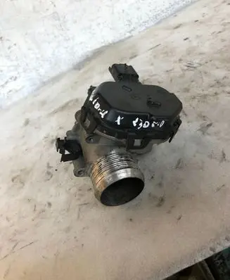 Opel Grandland X Throttle valve 9830171480