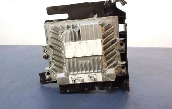 Renault Megane II Engine control unit/module ECU 8200847131