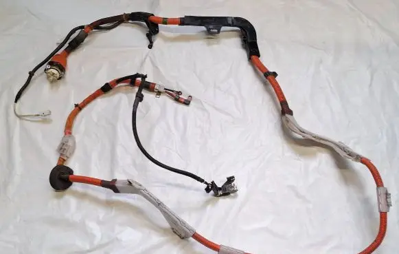 Toyota Auris E180 Positive cable (battery) 005550