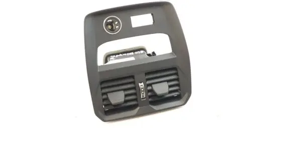BMW 3 G20 G21 Rear air vent grill 6806814 64226806814 09102019