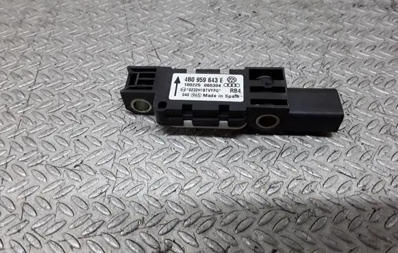 Audi A3 S3 8P Airbag deployment crash/impact sensor 4B0959643E