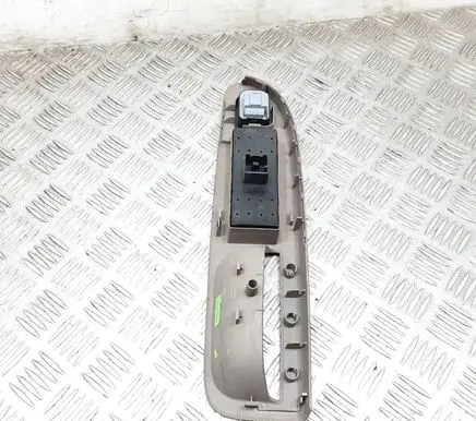 Volkswagen PASSAT B6 Electric window control switch 1K4959857 1K0959565F P8TGF20
