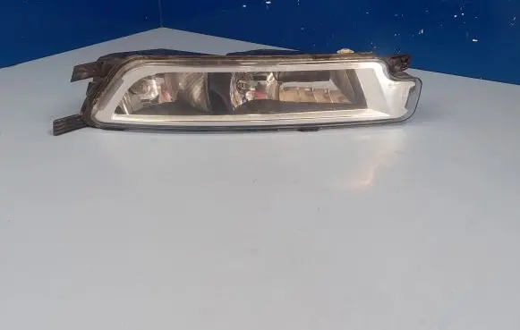 Volkswagen PASSAT B8 Front fog light 3G0941662E 1NA01183902