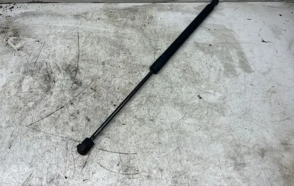 Volkswagen PASSAT B6 Tailgate/trunk strut/damper 3C9827550A