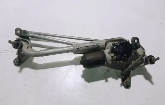 Honda Accord Front wiper linkage and motor 86230903