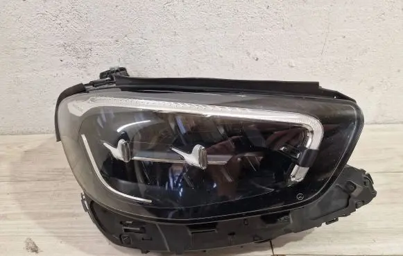 Mercedes-Benz E AMG W213 Headlight/headlamp 2139067609