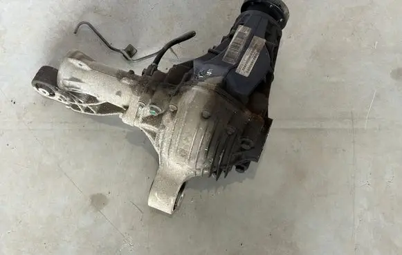 Mercedes-Benz ML W164 Front differential A1643302102