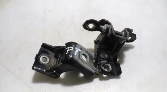 Rear door hinge set