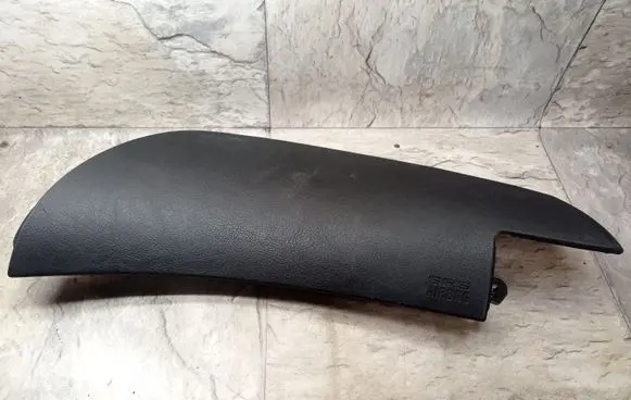 BMW 3 E46 Airbag cover 8196094