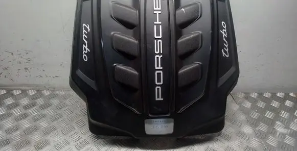 Porsche Macan (95B) Engine cover (trim) 95B103925D