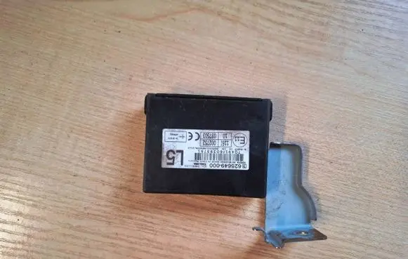 Peugeot 108 Immobilizer control unit/module 625649-000