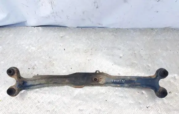 Volkswagen PASSAT B3 Front subframe