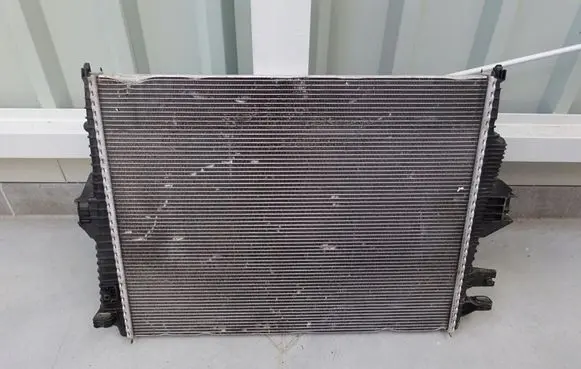 Porsche Cayenne (92A) Coolant radiator 7P0121253A