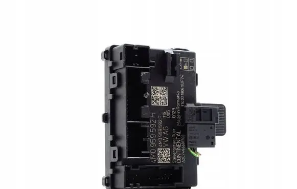 Audi Q7 4M Door control unit/module 4M0959592H