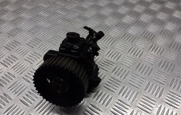 Saab 9-3 Ver1 Fuel injection high pressure pump 0055204599