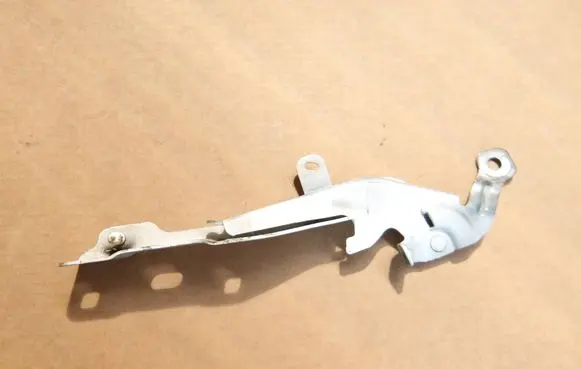 Opel Mokka B Engine bonnet/hood hinges 