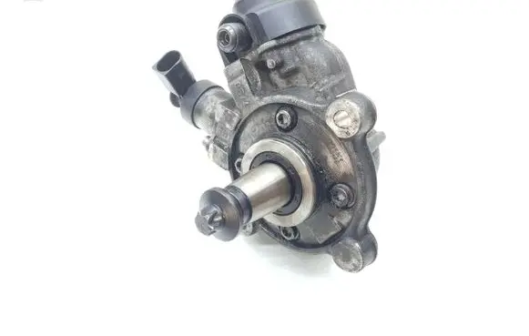 BMW 1 F20 F21 Fuel injection high pressure pump 3465678 0445010756